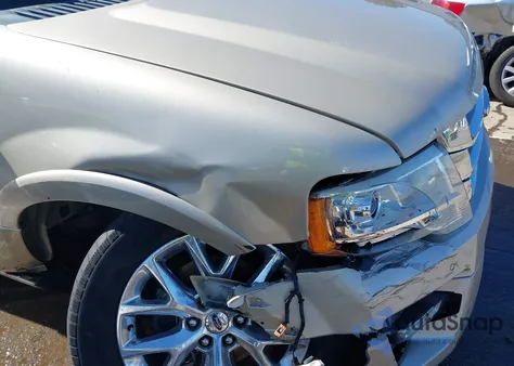 2017 Ford Expedition Limited z USA, uszkodzony, nr VIN 1FMJU1KT6HEA30152